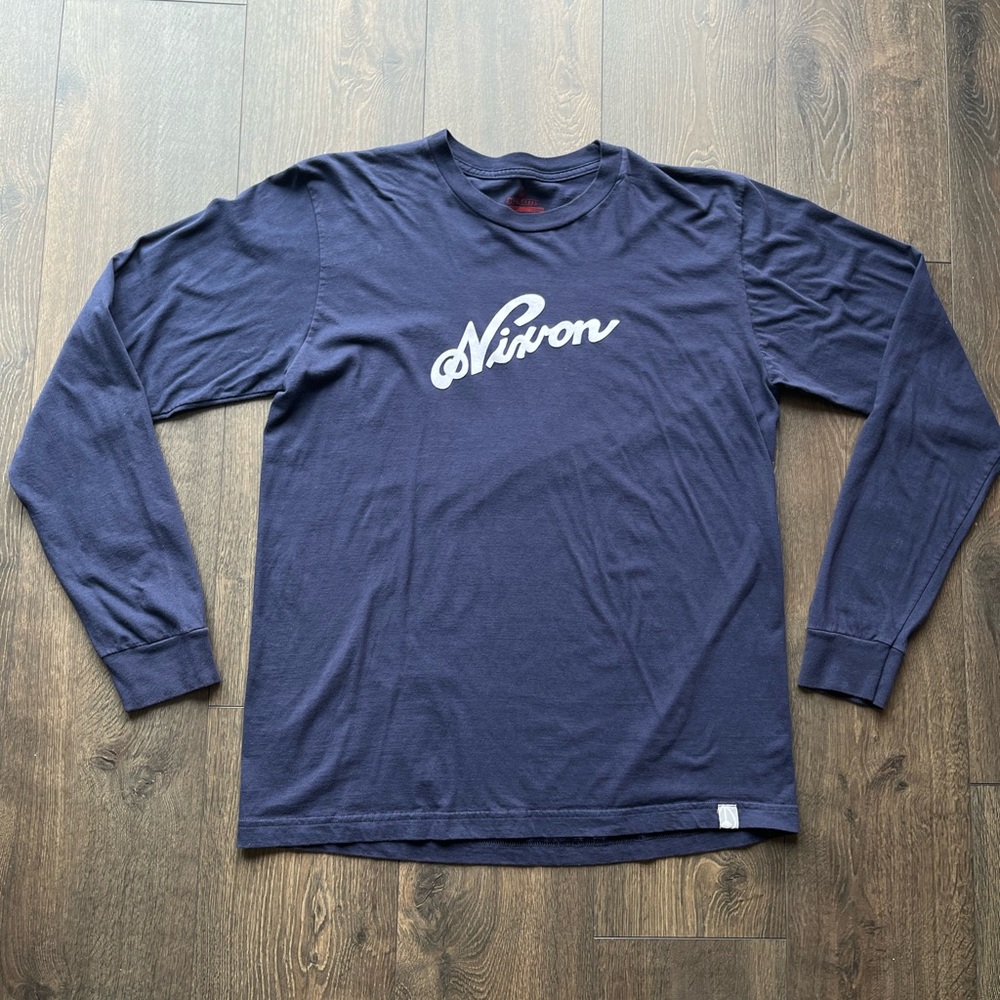 NWOT Nixon shirt